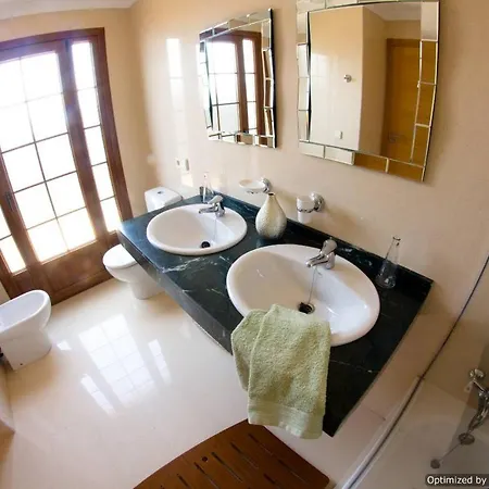 26 With Pool Hot Tub And Great Sea Views Villa *
