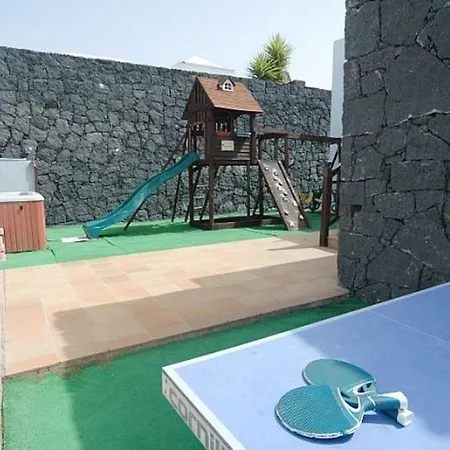 26 With Pool Hot Tub And Great Sea Views Villa